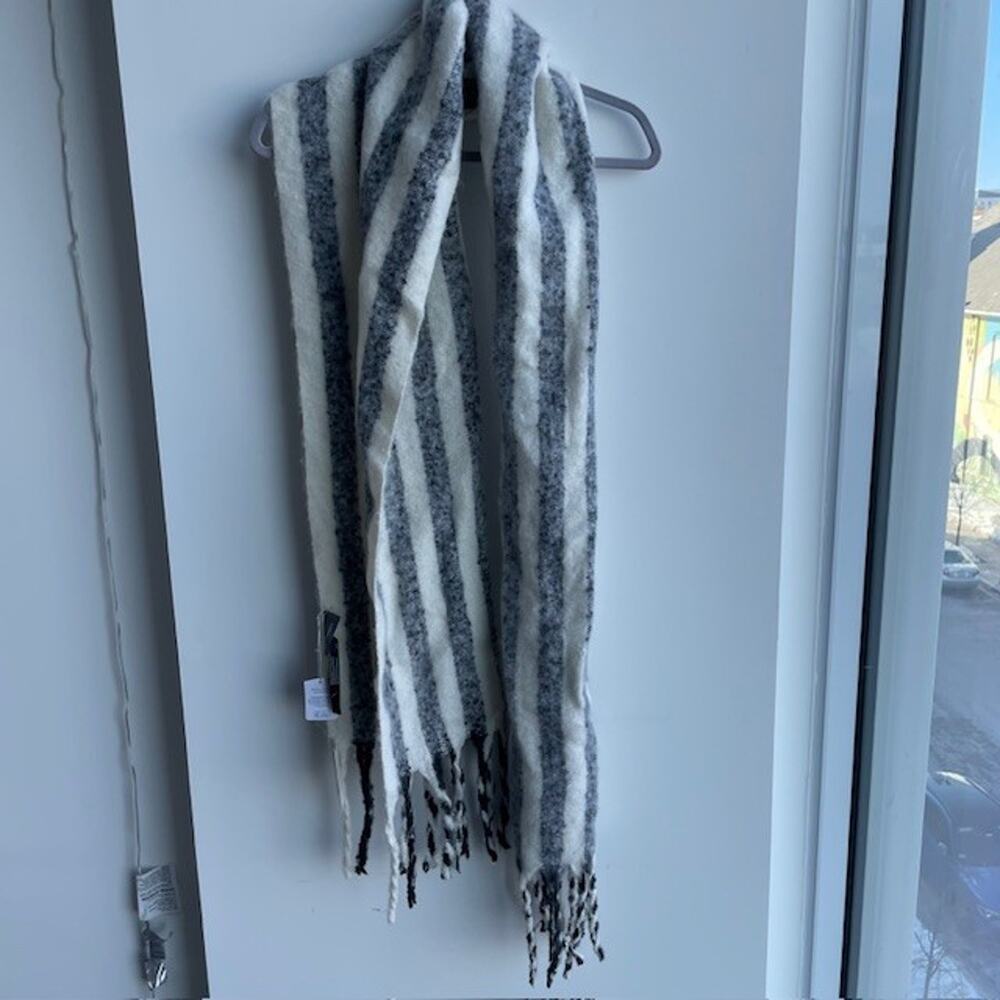 NEW Anthropologie Scarf Size All White and Grey Tassels 100% Recycled Materials